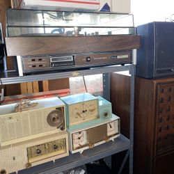 Old Vintage Radios, Tube, Solid State, Turnatables, Receivers Etc. Test Equipment 