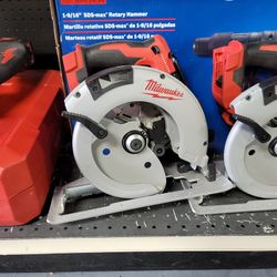 Milwaukee M18 Brushless 7-1/4 Circular Saw