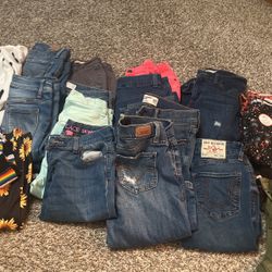 Girls Lot Of Jeans  N Sweaters 