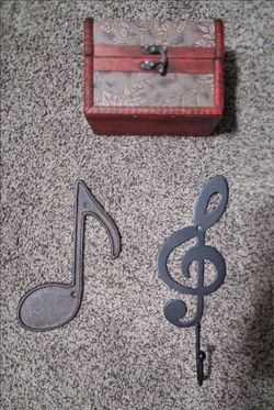 Musical house decor