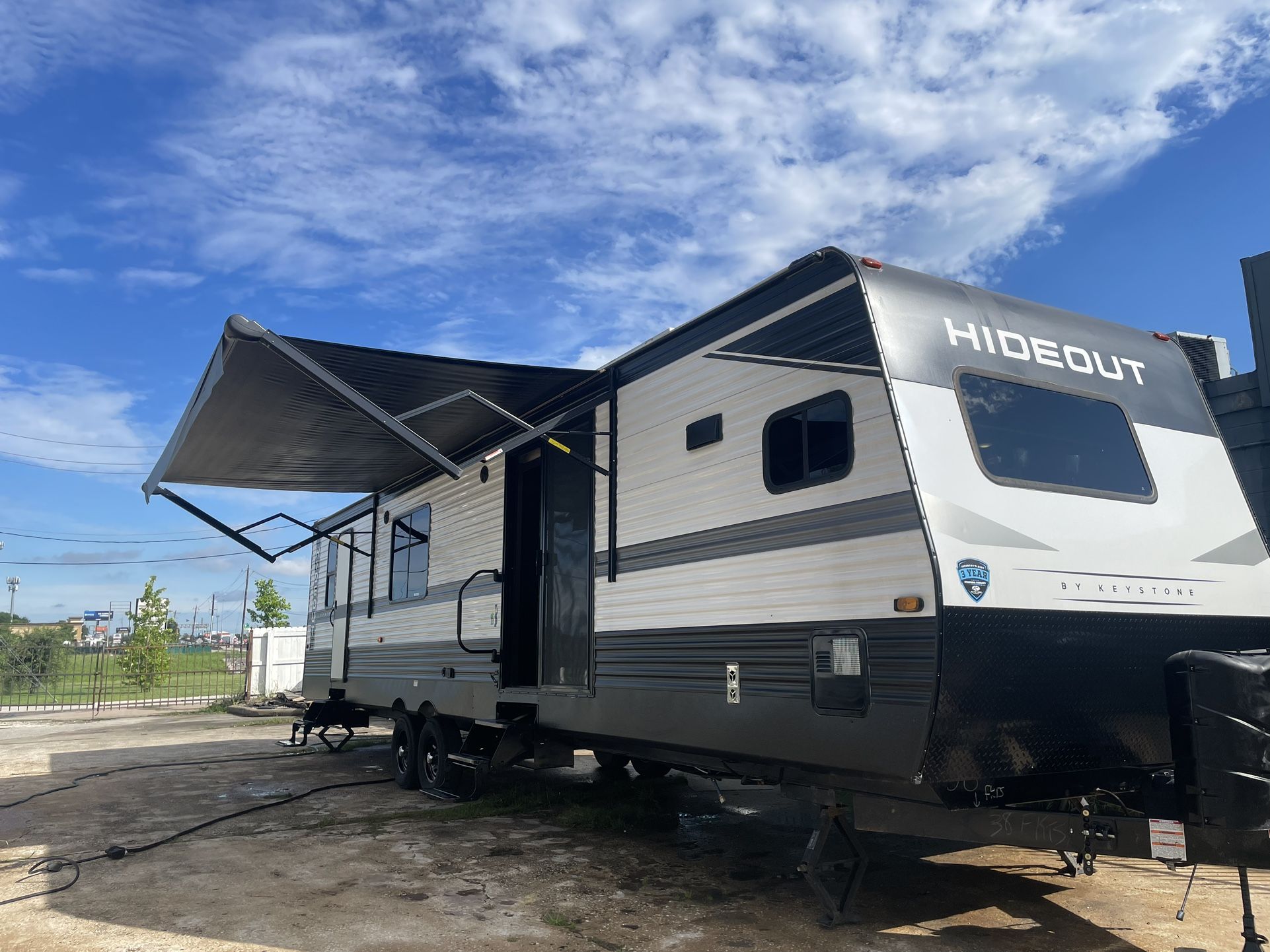 2022 KEYSTONE HIDEOUT