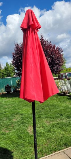 PATIO UMBRELLA