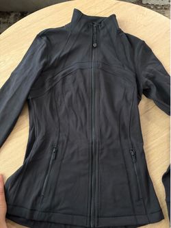 Lululemon black nulu define jacket