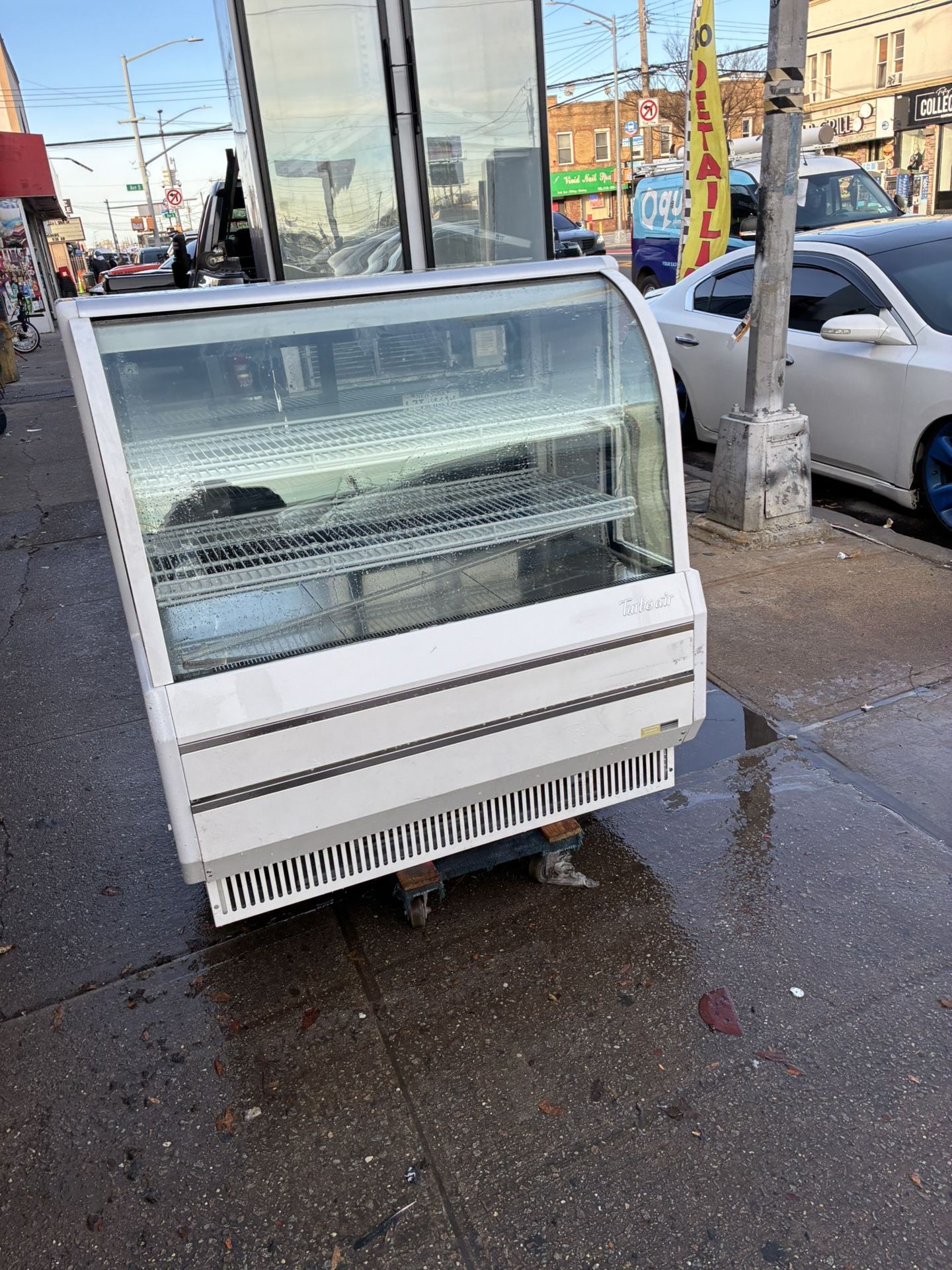 4 ft display refrigerator 