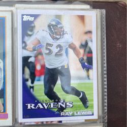 Tops 2010 Ray Lewis Football Card