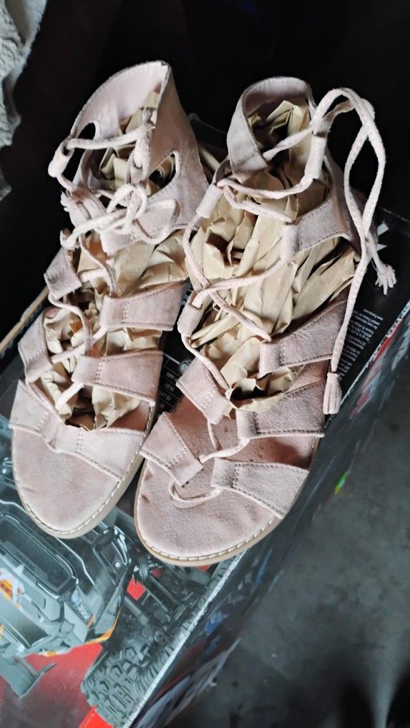 Old Navy Size 10 New Open Toe Cute Sandals