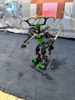 Lego Bionicle Mech/Figure Umarak The Hunter