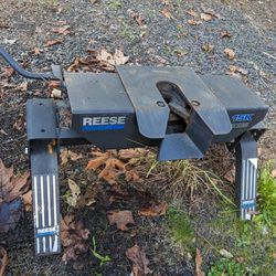 Reese Fifth Wheel 15k With Rails And Pins