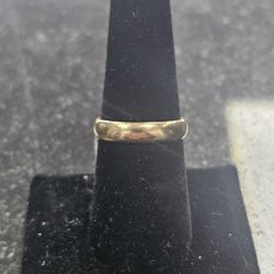 14kt YG Wedding Band. (C-5) SIZE 7. ASK FOR RYAN. #4(contact info removed)716-09