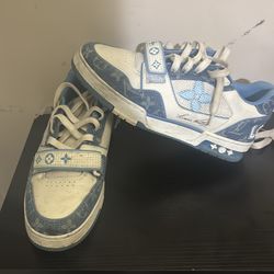 Louis Vuitton Shoes Size 42