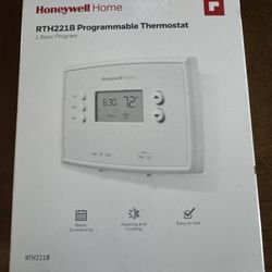 RTH221B Programmable Thermostat