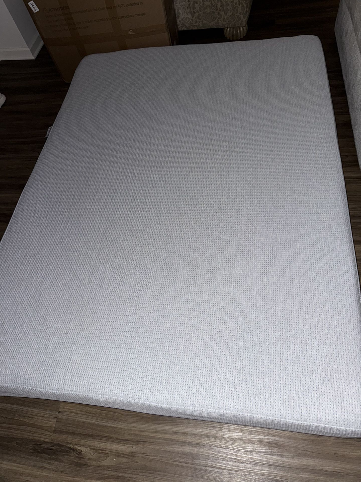 Brand New Memory Foam Queen Mattress Sleepys Brand