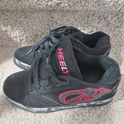 Boys Heelys Shoes Size 7