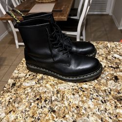 Dr. Marten Boots Size 13 Men’s Doc Martens