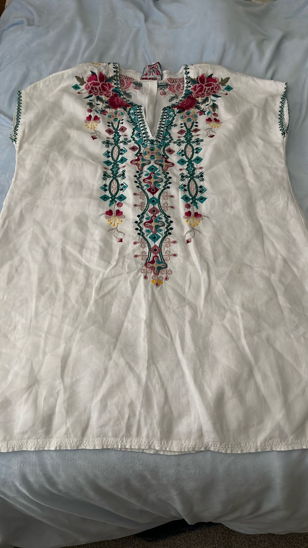 Johnny Was Women’s White Relaxed Dress. (midi)