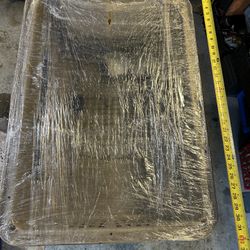 Dog Kennel With 2 Bowls