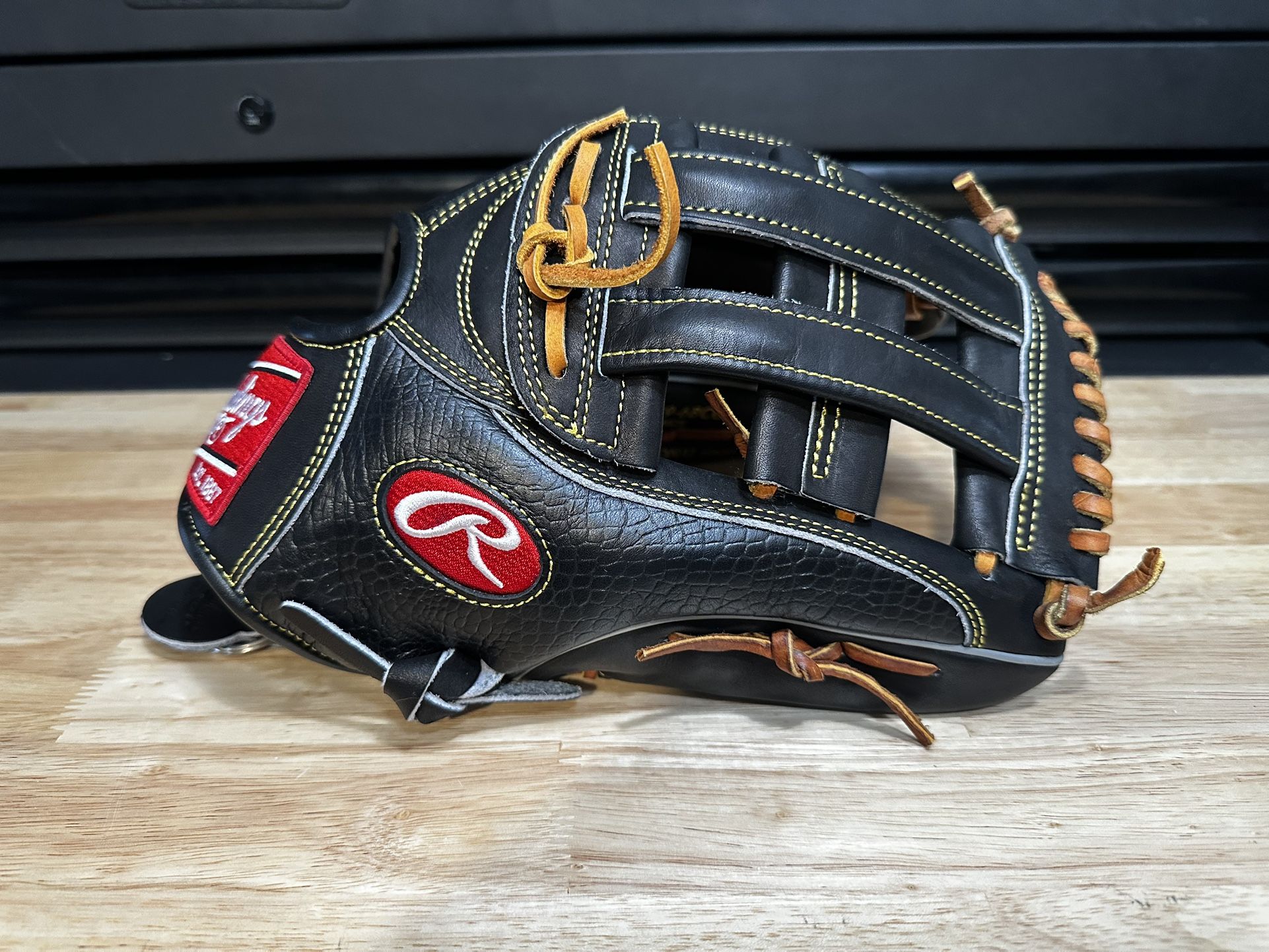 *NEW* 2025 Rawlings 12.75” Baseball/Softball Glove