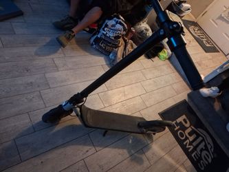 Electric scooter