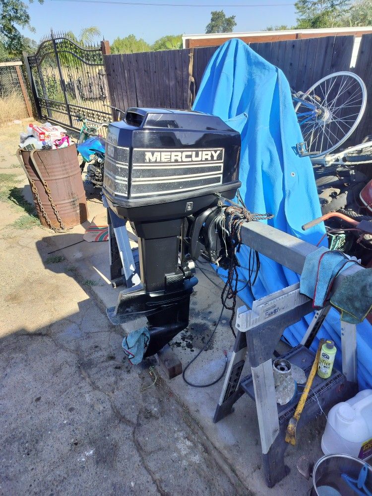 Mercury 60 HP 3 Cylinder 2 Stroke
