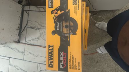 Flex Volt Saw
