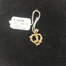 Gold pendant