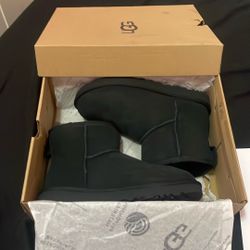 Women’s Classic Mini ll Uggs