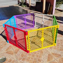 Kids playpen