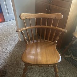 Old Table Chairs X4