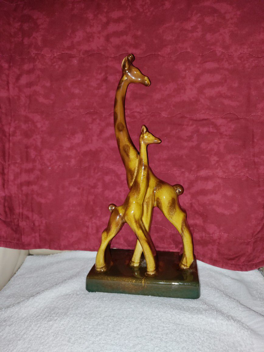 Haeger statue Giraffe & Baby