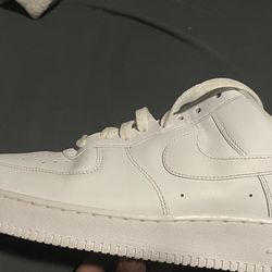 AIR FORCE 1 Size 12.5