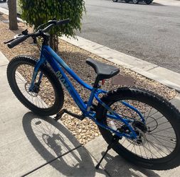 blue Glerc Mars Kids Mountain Bike new