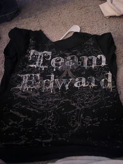 Black Team edward off the shoulder shirt size medium