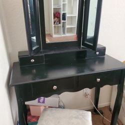 Vanity Table & Stool