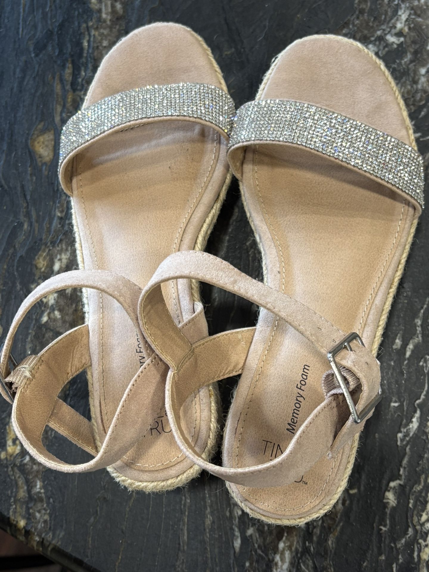 Women’s Wedge Sandals