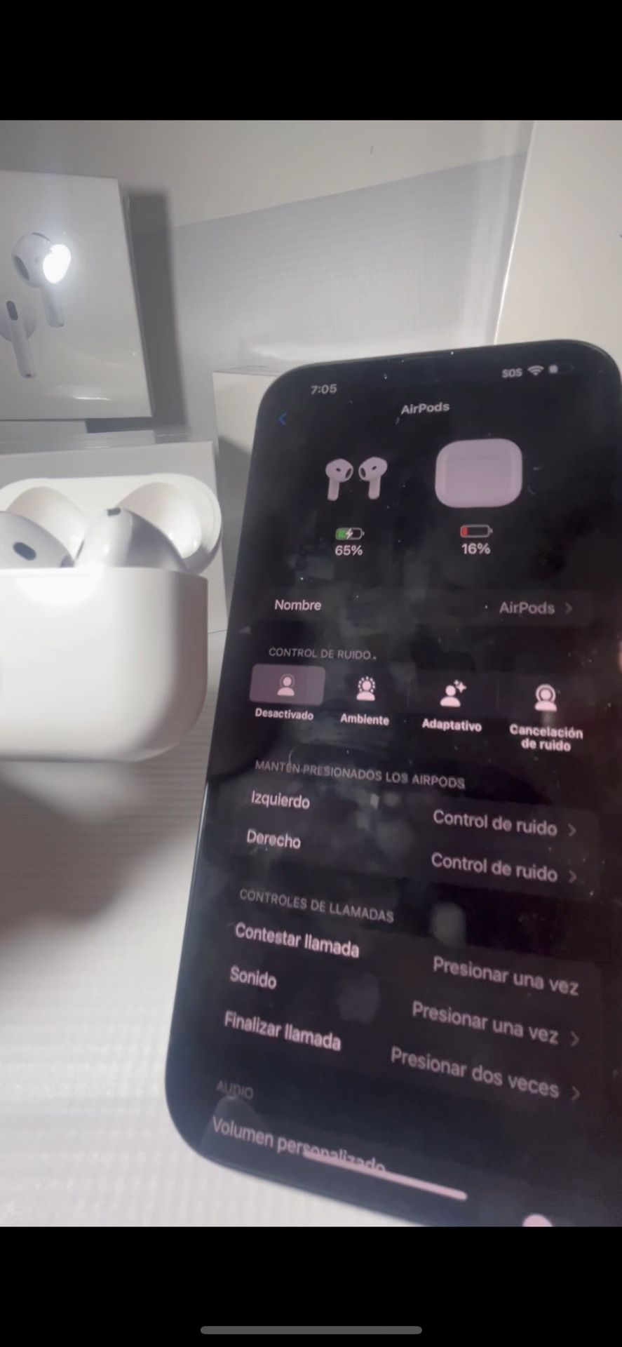 Airpods 4 ANC