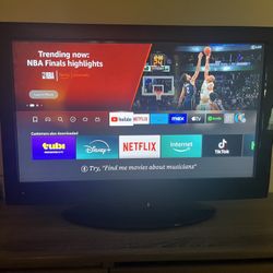 35 by 20 inch Toshiba TV