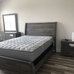 4 Piece Bedroom Set