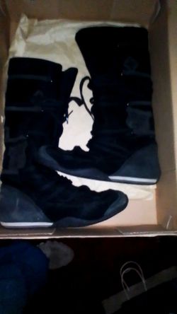 NIKE- COLUMBIA-APPLE BOTTOMS-ROCAWEAR
Vintage Y2K shoes
$30 EACH! SIZE 9/9.5/10 WOMENS SHOES