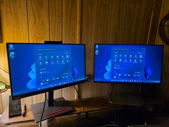 2 computer monitors