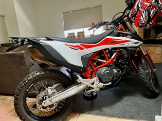 KTM 690