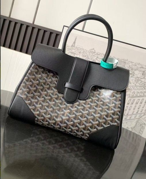 Large GY Saigon Y Handbag Shoulder Bag for Men and Women Black