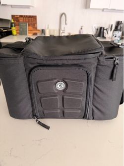 6 Pack lunch pale