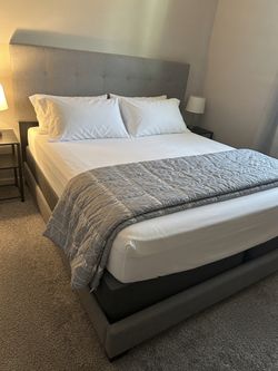King bed frame and box spring