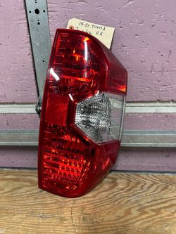2014-2021 Toyota Tundra Right side Taillight OEM