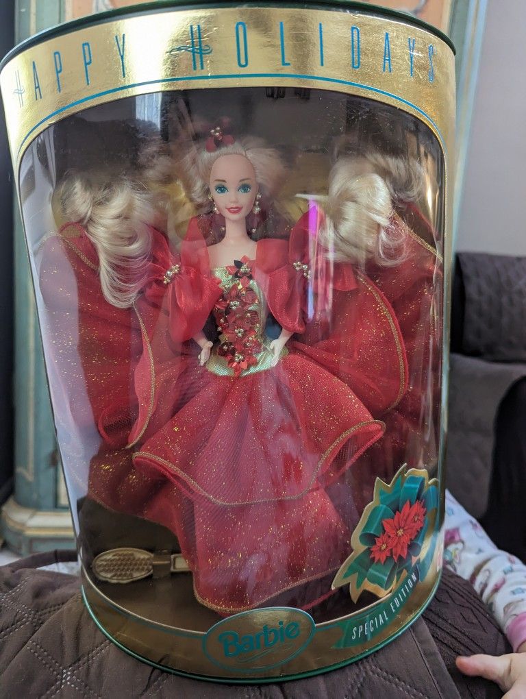 Barbie Happy Holidays 1993