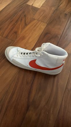 Nike Sneaker