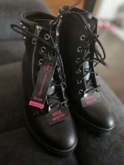 Woman’s Boots