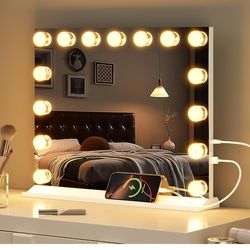 Hollywood Vanity Mirror w/ Lights & USB-C + 5X Magnifier