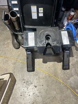 Reese 16k 5th Wheel Hitch