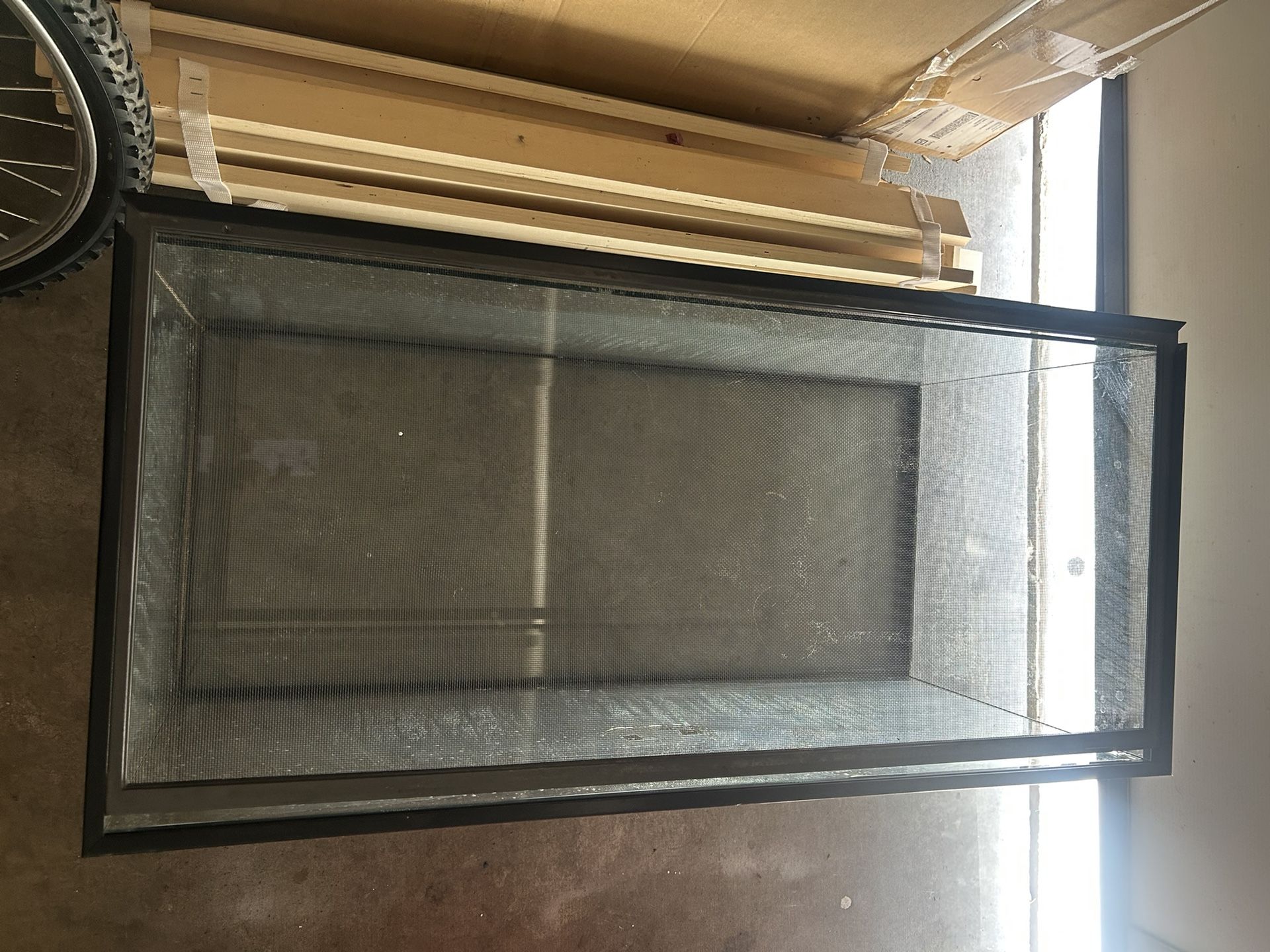 Aquarium/cage Make Offer